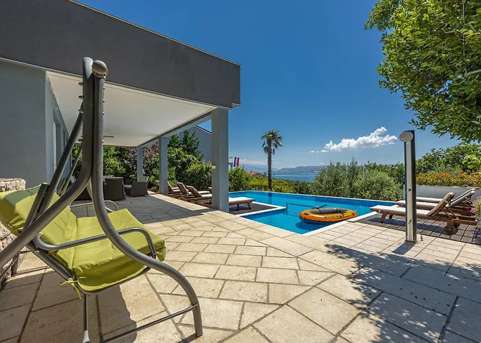 Organic Gardens Villa